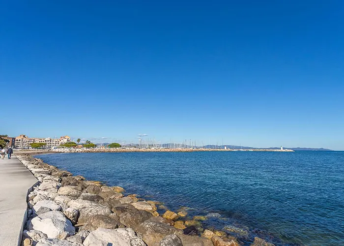 Apartment Le Grand Large-2 By Interhome Hyères